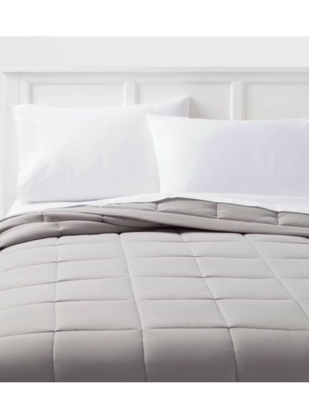 🆕- Room Essentials Quilted Down Alternative Blanket. Size: Twin/Twin XL
